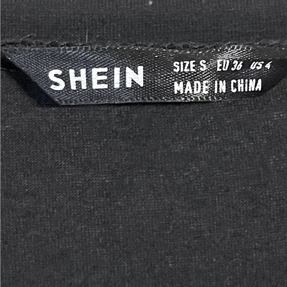 SOLD**Unisex Oversized Long-Sleeve Graphic Tee**SOLD - Picture 3 of 3